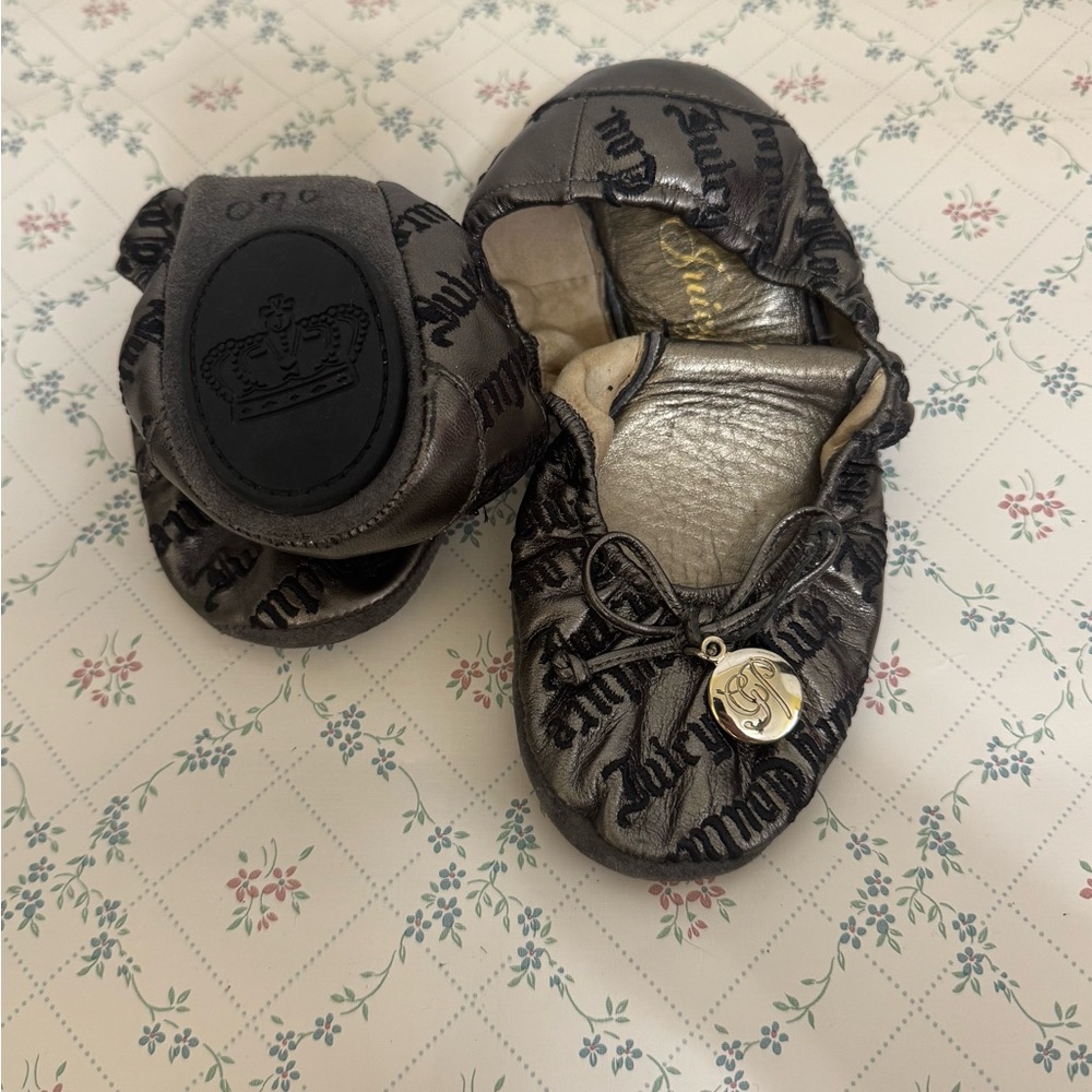 Juicy Couture fold up ballet flats